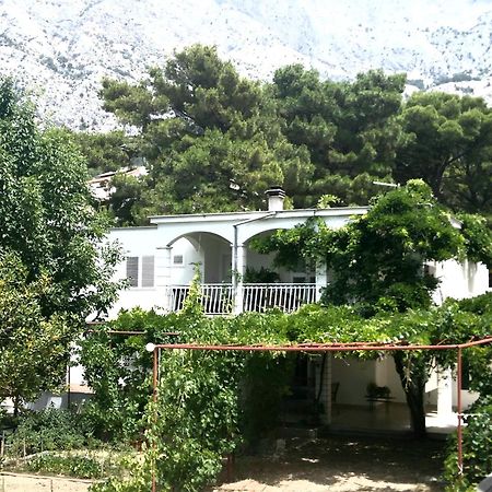 Apartment Krasna Baška Voda エクステリア 写真