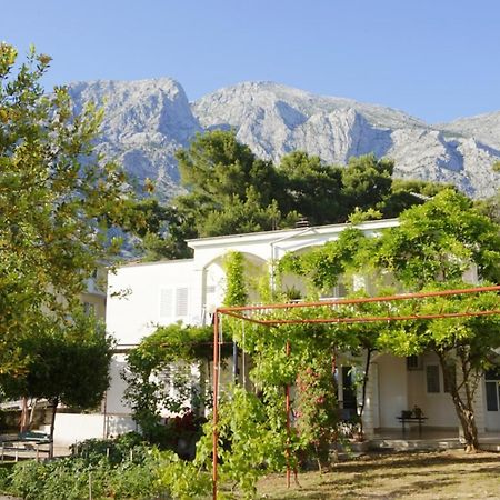 Apartment Krasna Baška Voda エクステリア 写真
