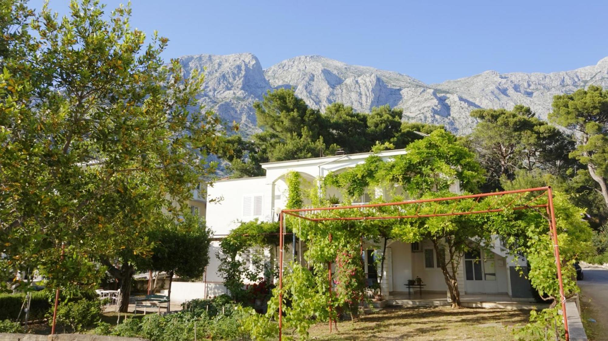 Apartment Krasna Baška Voda エクステリア 写真