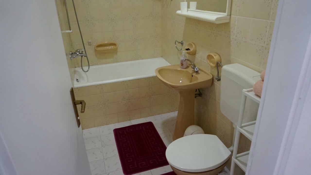 Apartment Krasna Baška Voda エクステリア 写真