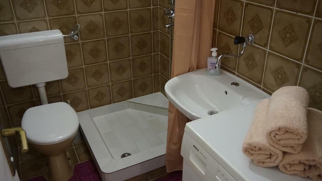 Apartment Krasna Baška Voda エクステリア 写真